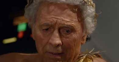 Muere Michael Forest, el Apolo de Star Trek, a los 97 años. Dobló cientos de películas en Roma antes de décadas de anime