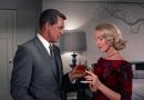 Muere Eva Marie Saint, la voz de Katara anciana en La leyenda de Korra, a los 102 años. Su carrera empezó con dos líneas en la radio