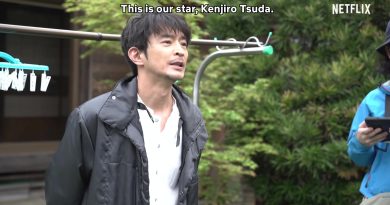 Kenjiro Tsuda en el rodaje de The Ingenuity of the Househusband de Netflix, con el subtítulo This is our star, Kenjiro Tsuda. Imagen: Netflix Anime